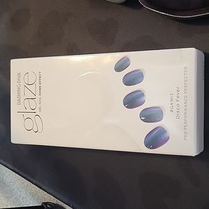 Lot of 8 semi-cured gel nail strips w/curing lamp. Ohora (7) & Dashing Diva (1)